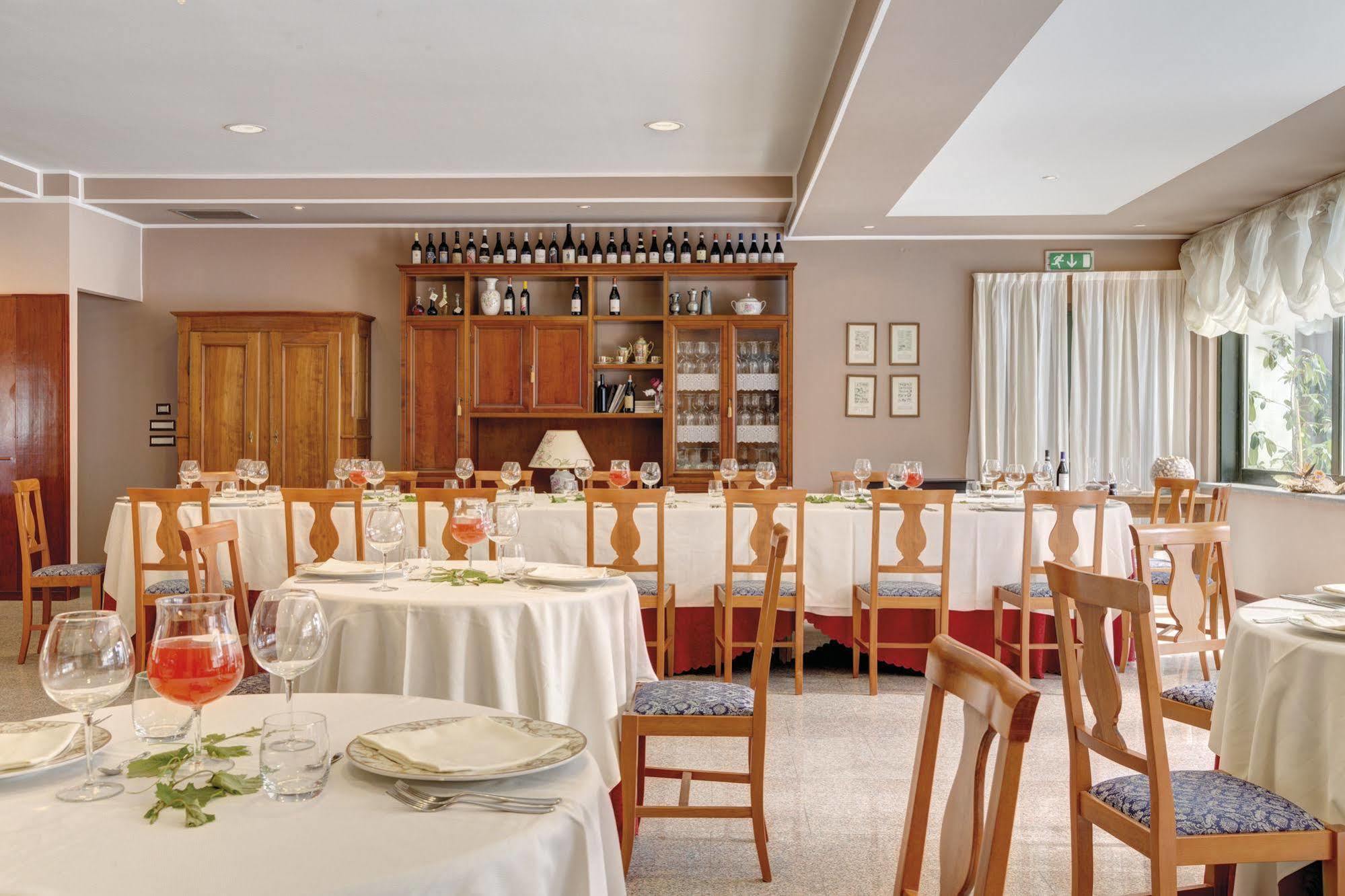 Hotel Santamaria Santa Maria  外观 照片