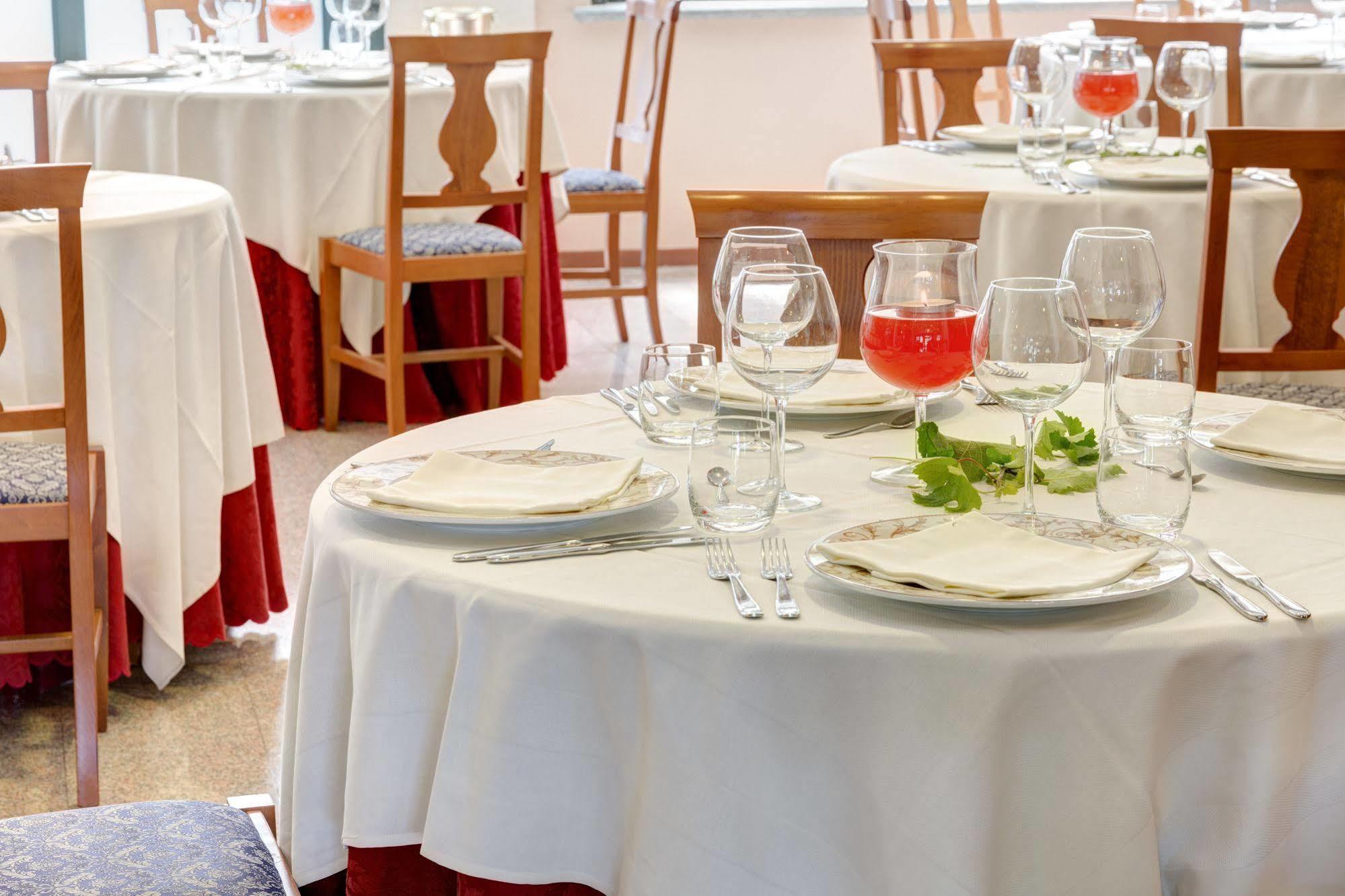 Hotel Santamaria Santa Maria  外观 照片