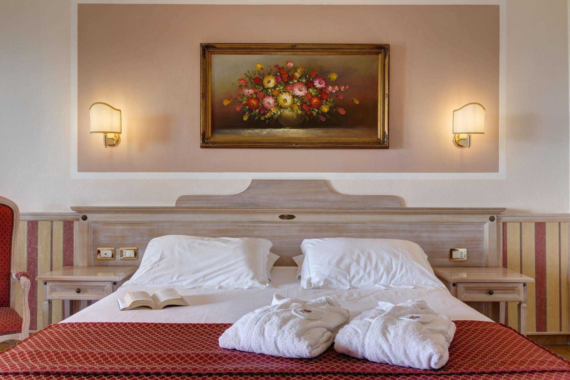 Hotel Santamaria Santa Maria  外观 照片